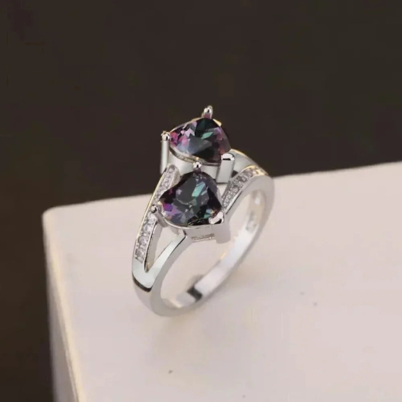 💛 925 Silver Plated Lovely Double Heart-Shaped CZ Ring, MLNN1192 - Picture 2 of 2